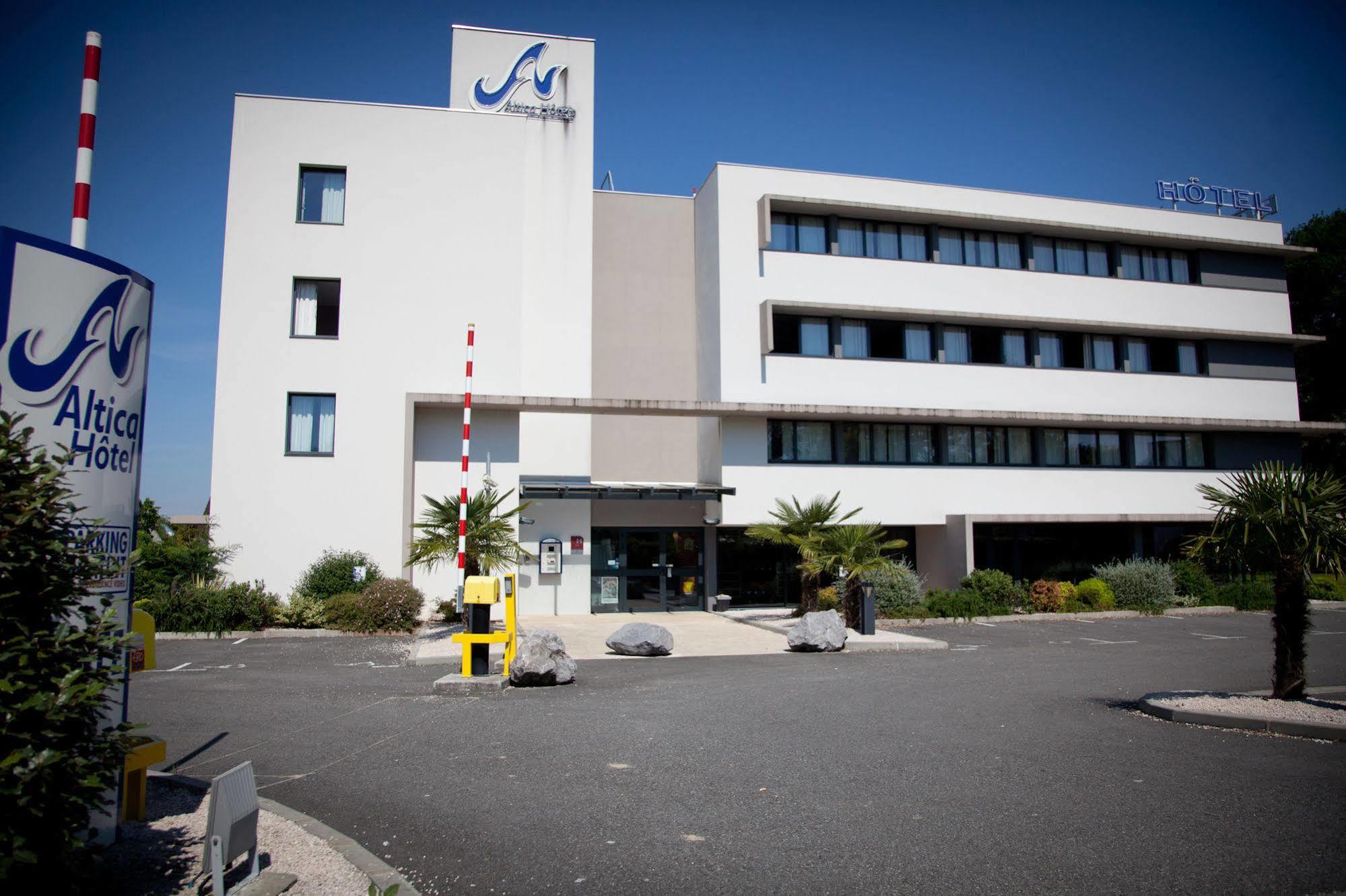 B&B Hotel Pau Zenith Exterior photo